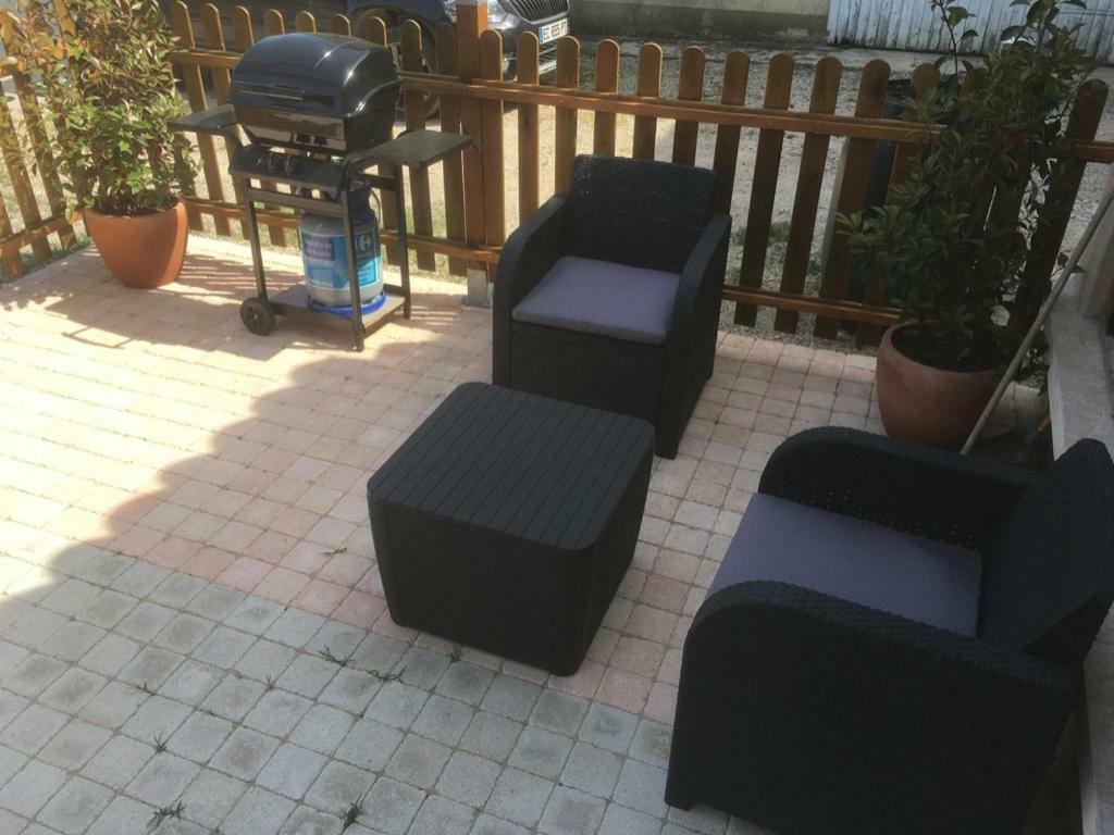 Gite Du Serre De Boudre Climatise, Spa Permanent Buisson Luaran gambar