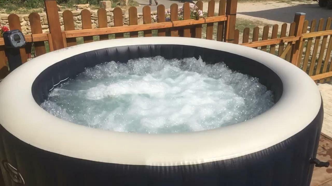 Gite Du Serre De Boudre Climatise, Spa Permanent Buisson Luaran gambar